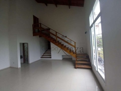 Casa em condomínio fechado com 4 quartos para alugar na alameda angelim, condomínio residencial mirante do vale, jacareí, 472 m2 por r$ 8.000