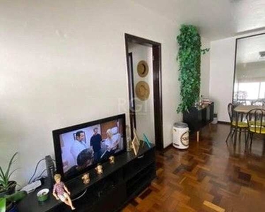 Apartamento com 02 dormitórios no Bairro Bom Fim