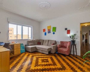 Apartamento com 3 dormitórios à venda em Porto Alegre
