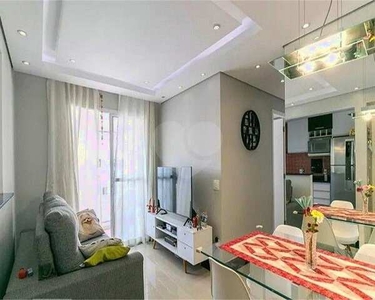 Apartamento Encantador no Pari com Sacada e Lazer Completo