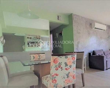 Apartamento para venda tem 80 metros quadrados com 3 quartos com Suíte - Porto Alegre - R
