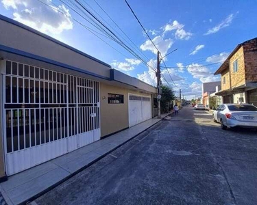 Belíssima casa no residencial San Remo de 3 quartos