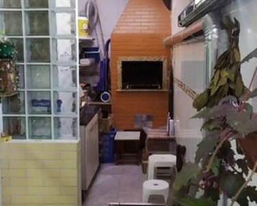 Casa 3 dormitorios, sendo uma suíte 2 banheiros Cozinha Sala de estar e jantar Garagem cob