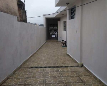 Casa Assobradada com 220 m² no Jardim Nossa Sra. de Fatima SBCampo, sendo 4 dormitórios, 1