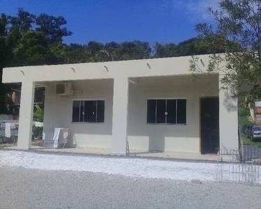 Ótima casa a venda em Ponta das Canas por R$ 405.000!