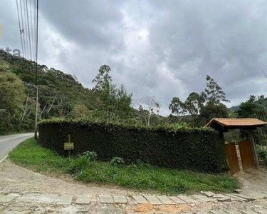 Terreno com ótima topografia medindo 2.734m²na Estrada Mury-Lumiar