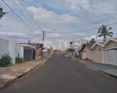 Venda de Casas / Padrão na cidade de São Carlos