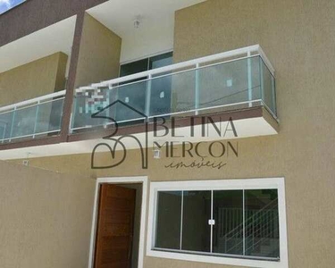 VENDE Casa duplex com 03 quartos sendo 01 suíte com varanda. Vale das Palmeiras. Macaé/RJ