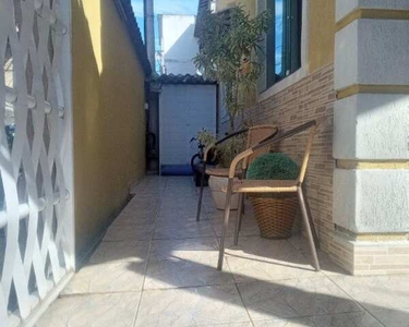 Vendo excelente casa duplex em Jacarepagua, 3 quartos (suite), quintal com piscina e área