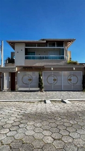 Casa de Condomínio com 3 Quartos e 3 banheiros à Venda, 85 m² por R$ 475.000