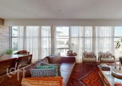Apartamento à venda em Lagoa com 128 m², 3 quartos, 1 suíte, 2 vagas