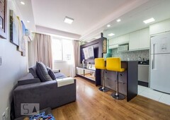 APARTAMENTO no 6º andar com 1 dormitório