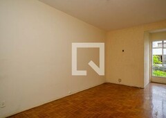 APARTAMENTO no 6º andar com 3 dormitórios