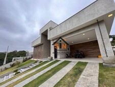 Casa em condomínio à venda no bairro Ouro Fino em Santa Isabel