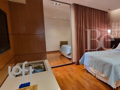 Apartamento à venda em Sion com 266 m², 4 quartos, 2 suítes, 4 vagas