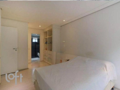 Apartamento à venda em Vila Andrade com 132 m², 3 quartos, 3 suítes, 2 vagas