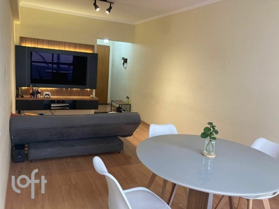 Apartamento à venda em Vila Olímpia com 66 m², 2 quartos, 1 suíte, 1 vaga