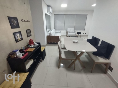 Apartamento à venda em Vila Olímpia com 70 m², 2 quartos, 1 suíte, 1 vaga