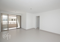 Apartamento à venda em Funcionários com 93 m², 3 quartos, 1 suíte, 2 vagas