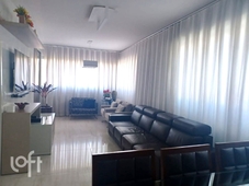 Apartamento à venda em Santo Agostinho com 133 m², 4 quartos, 2 suítes, 3 vagas