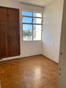 Apartamento com 2 quartos à venda no bairro Barro Preto, 65m²