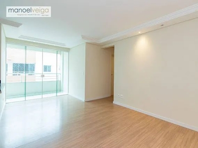 Apartamento com 3 dormitórios para alugar, 73 m² por R$ 3.148,12/mês - Bacacheri - Curitib