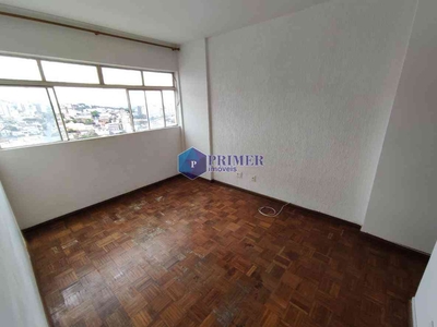 Apartamento com 3 quartos à venda no bairro Carlos Prates, 107m²