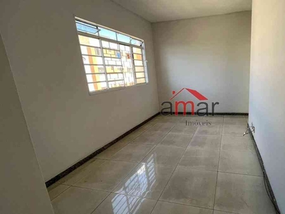 Apartamento com 3 quartos para alugar no bairro Serrano, 55m²