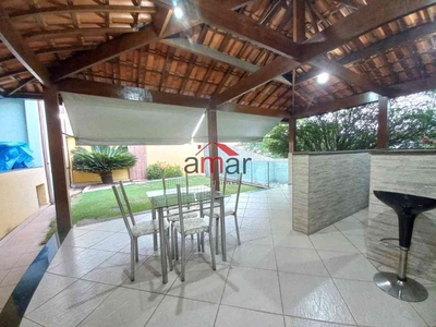 Casa com 3 quartos à venda no bairro Canaã, 360m²