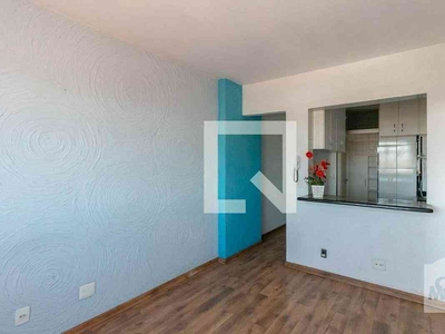 Apartamento com 3 quartos à venda no bairro Carlos Prates, 80m²