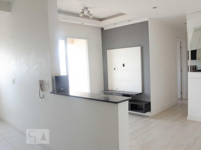 APARTAMENTO no 7º andar com 2 dormitórios e 1 garagem