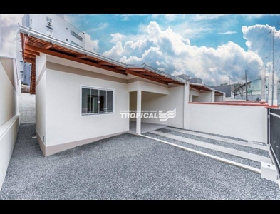 Casa no Bairro Testo Salto em Blumenau com 3 Dormitórios e 220 m²