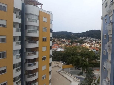 Apartamento em Centro, Florianópolis/SC de 125m² 4 quartos para locação R$ 4.800,00/mes