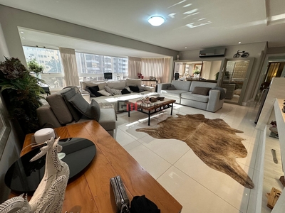Apartamento em Centro, Londrina/PR de 177m² 4 quartos à venda por R$ 1.299.000,00
