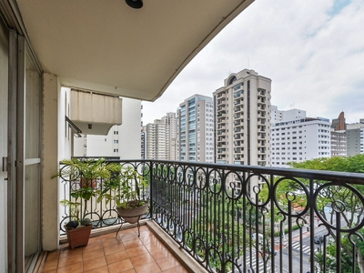 Apartamento em Moema, São Paulo/SP de 135m² 3 quartos à venda por R$ 1.329.000,00