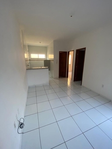 Apartamento em Parque Guadalajara (Jurema), Caucaia/CE de 45m² 2 quartos à venda por R$ 159.000,00