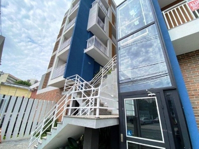 Apartamento em Vila Carmosina, São Paulo/SP de 38m² 2 quartos à venda por R$ 224.000,00