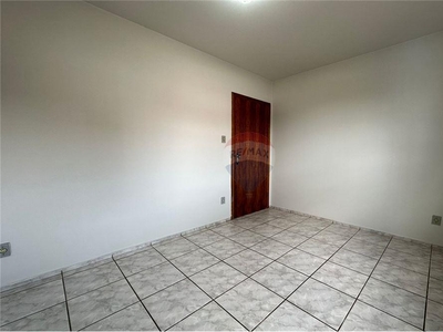 Apartamento em Vila dos Lavradores, Botucatu/SP de 87m² 2 quartos à venda por R$ 104.000,00