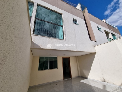 Casa em Cabral, Contagem/MG de 135m² 3 quartos à venda por R$ 777.999,00