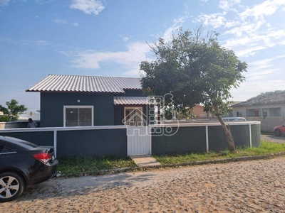 Casa em Caxito, Maricá/RJ de 150m² 3 quartos à venda por R$ 479.000,00