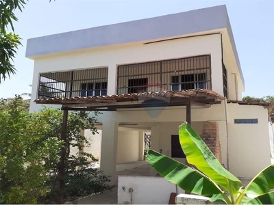 Casa em Centro, Cabo de Santo Agostinho/PE de 126m² 3 quartos à venda por R$ 269.000,00