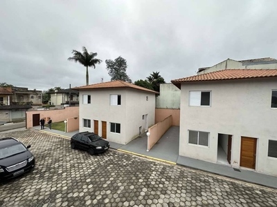 Casa em Chácara Belverde, Vargem Grande Paulista/SP de 65m² 2 quartos à venda por R$ 319.000,00