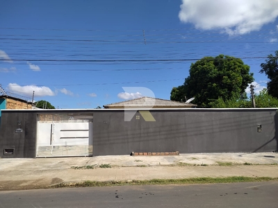 Casa em Doutor Sílvio Botelho, Boa Vista/RR de 206m² 3 quartos à venda por R$ 259.000,00