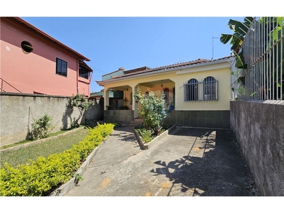 Casa em Esperança (Justinópolis), Ribeirão das Neves/MG de 250m² 8 quartos à venda por R$ 721.000,00