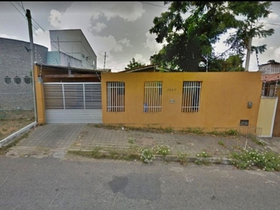 Casa em Pitimbu, Natal/RN de 190m² 3 quartos à venda por R$ 279.000,00