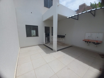 Casa em Planalto, Montes Claros/MG de 140m² 4 quartos à venda por R$ 449.000,00