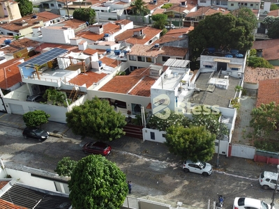 Casa em Ponta Negra, Natal/RN de 250m² 9 quartos à venda por R$ 1.199.000,00