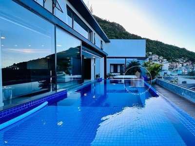 Casa em Trindade, Florianópolis/SC de 285m² 4 quartos à venda por R$ 3.606.000,00