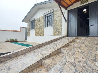 Casa em Uvaranas, Ponta Grossa/PR de 126m² 4 quartos à venda por R$ 259.000,00