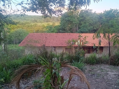 Fazenda em Andiroba (Andiroba), Esmeraldas/MG de 130m² 3 quartos à venda por R$ 126.000,00